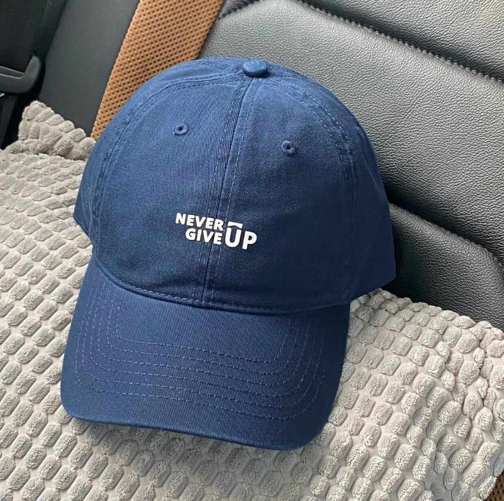 Baseball cap for men - Picture 3 of 3